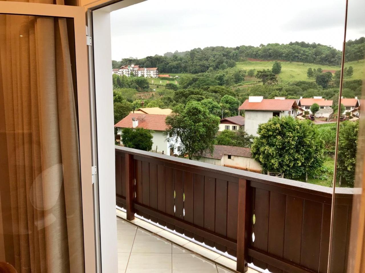 Alpen Hospedagem Treze Tílias Exterior foto