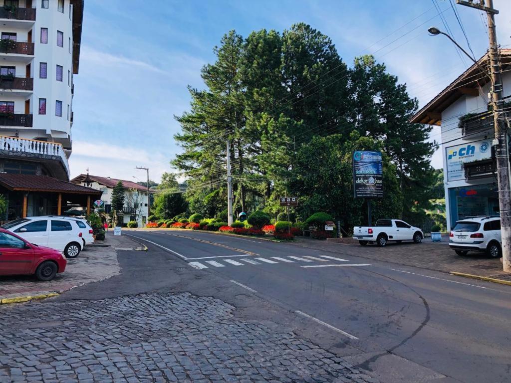 Alpen Hospedagem Treze Tílias Exterior foto